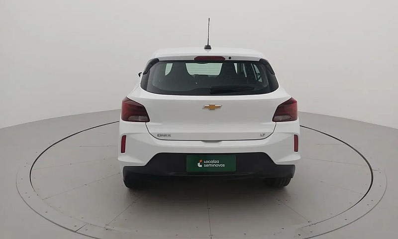 Chevrolet Onix Hatch...