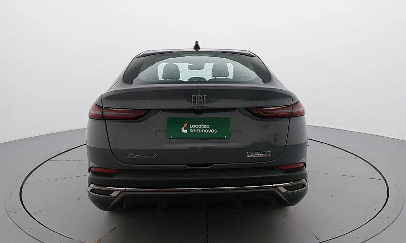 Fiat Fastback 2024 1...
