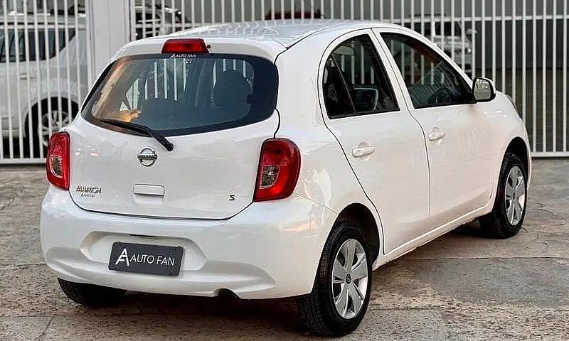 Nissan March S 1.0  ...