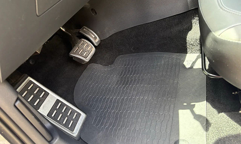 Volkswagen Nivus Hig...