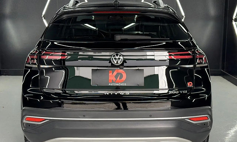 Volkswagen Nivus Hig...