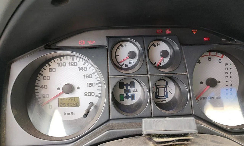 Mitsubishi Pajero Hp...