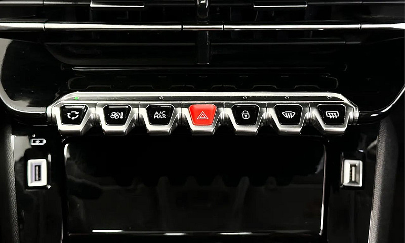 Peugeot 208 Style 1....