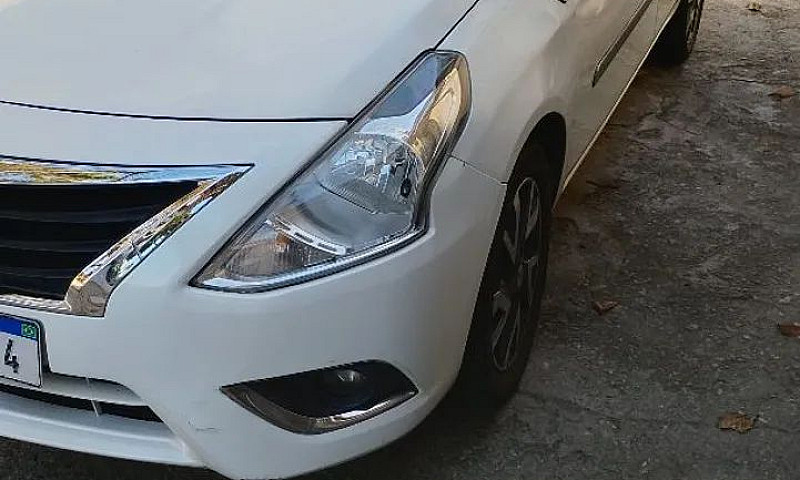 Nissan Versa Unique ...