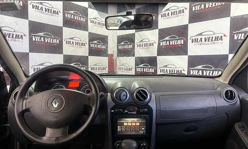 Renault Sandero Priv...