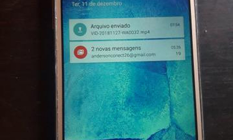 Vendo Galaxy J5...