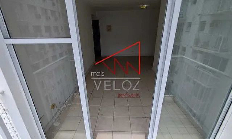 Apartamento-À Venda-...