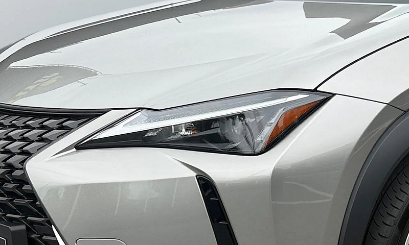 Lexus Ux-250H Dynami...