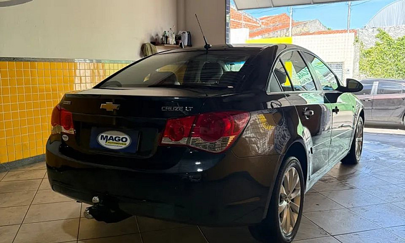 Cruze Sedan Lt 1.8 A...