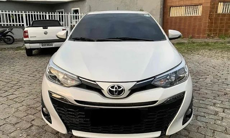 Toyota Yaris Xs 1.5 ...