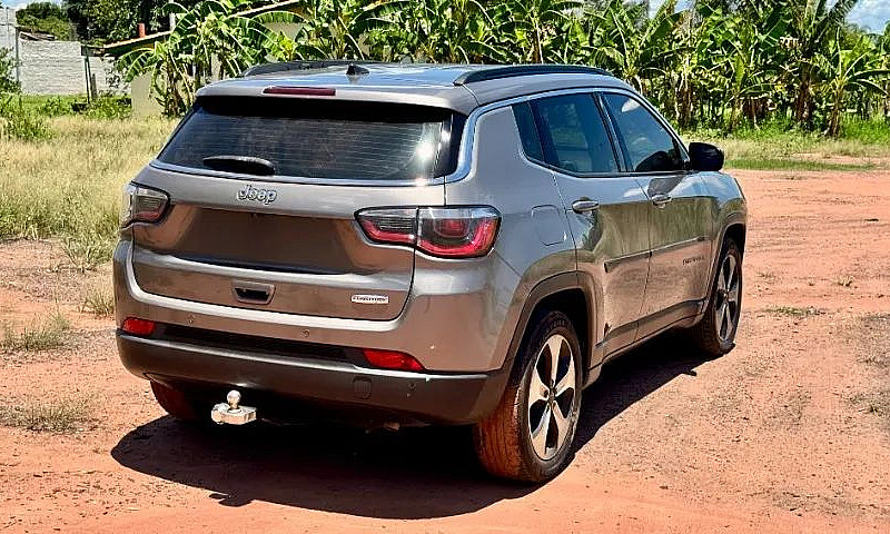 Jeep Compass Longitu...