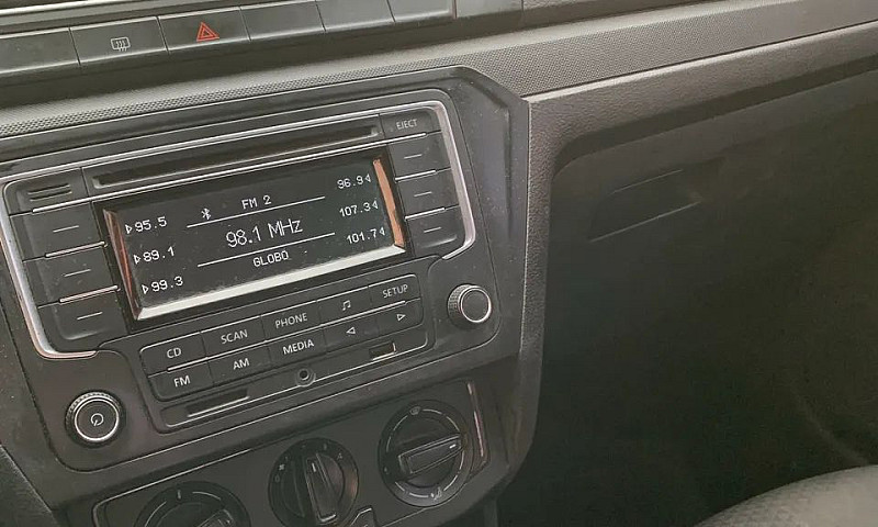 Volkswagen Voyage 1....