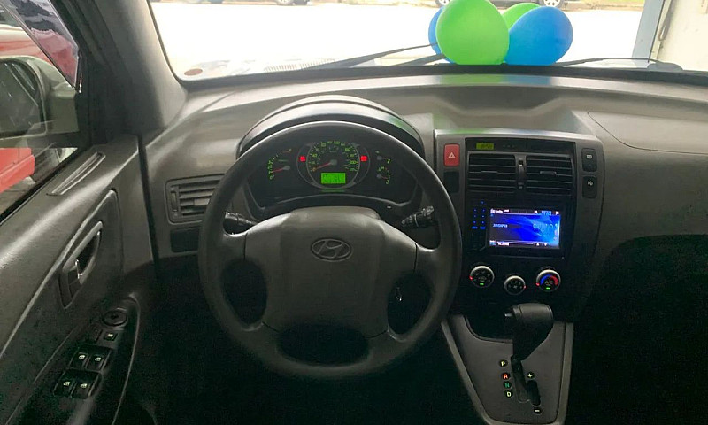 Hyundai Tucson 2.0 1...