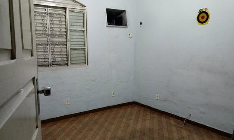 Aluga-Se Uma Casa Te...