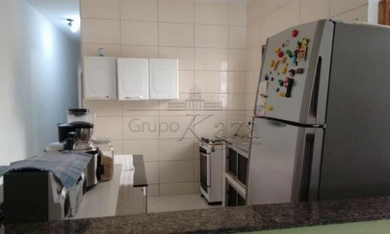 Casa / Padrão - Resi...