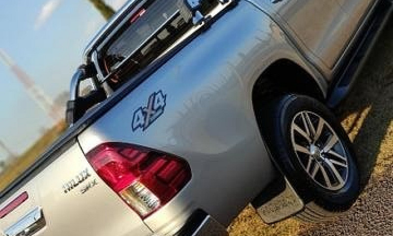 Hillux Srx 2.8 Parce...
