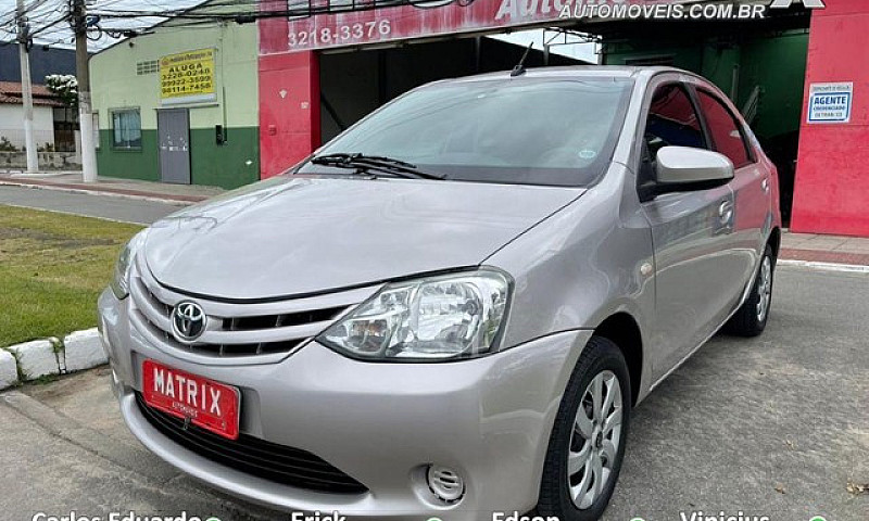 Toyota Etios Xs Seda...