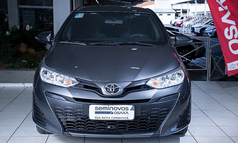 Toyota Yaris 1.5 16V...