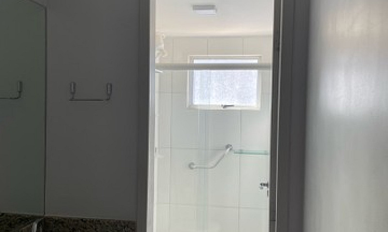 Apto De 2/4 No Condo...