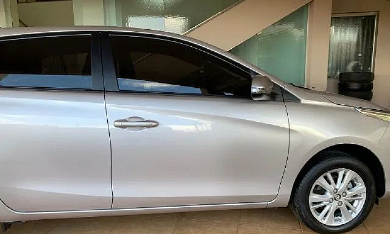 Toyota Yaris 1.3 Xl ...