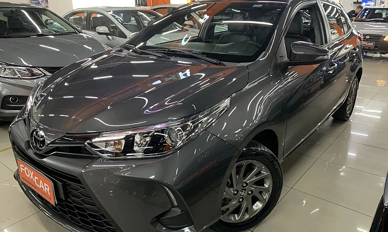 Toyota Yaris Xs  1.5...