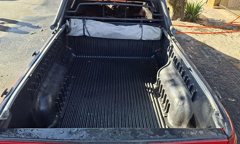 Chevrolet Montana Ls...