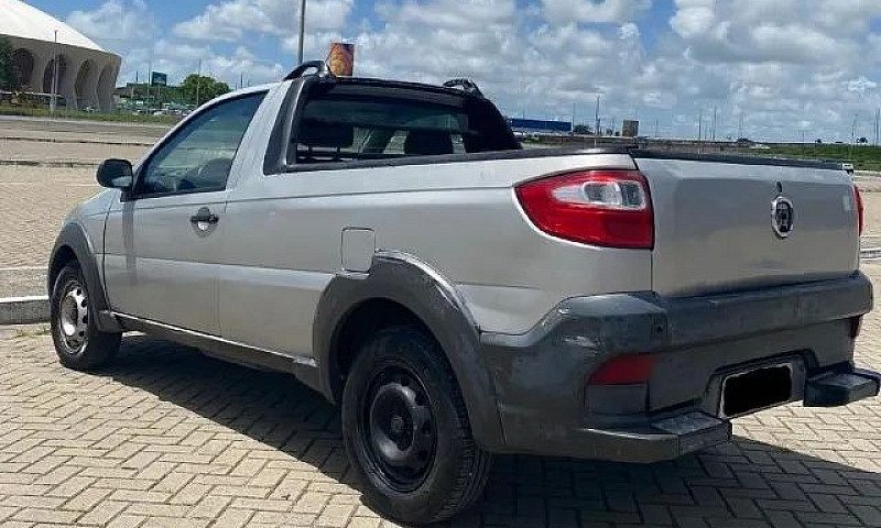 Fiat Strada Working ...