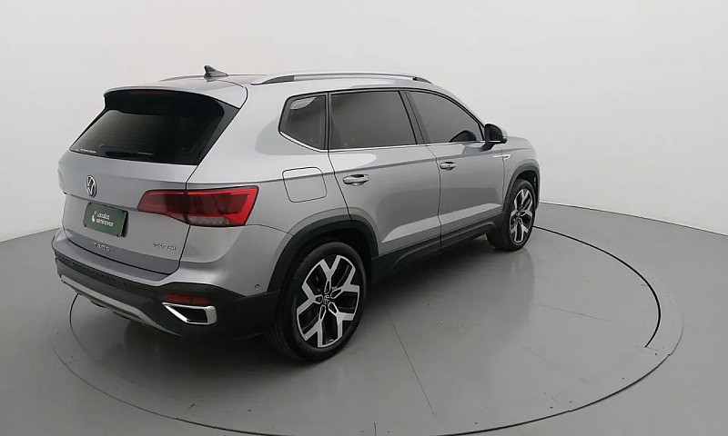Volkswagen Taos High...