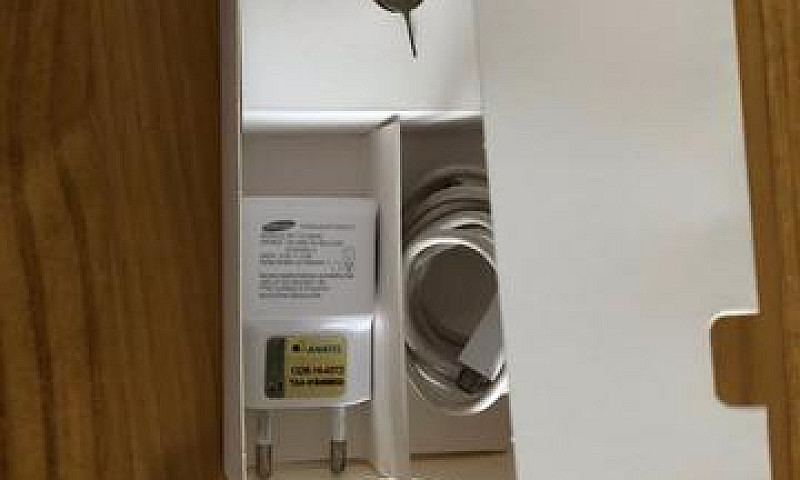 Samsung Galaxy J7 Pr...