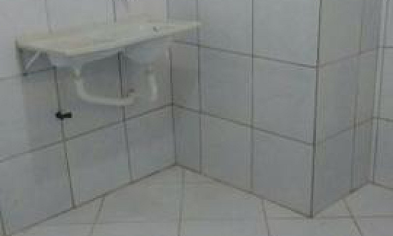2/4 Suite Itapuã...