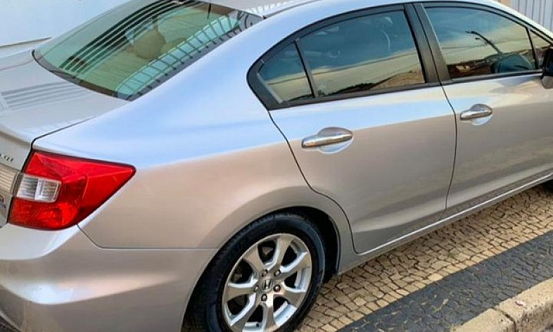 Vendo Honda Civic Ex...