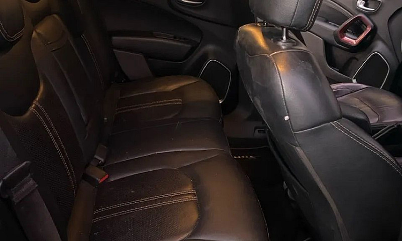 Vendo Fiat Toro Pret...