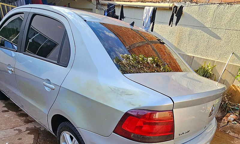 Volkswagen Voyage 1....