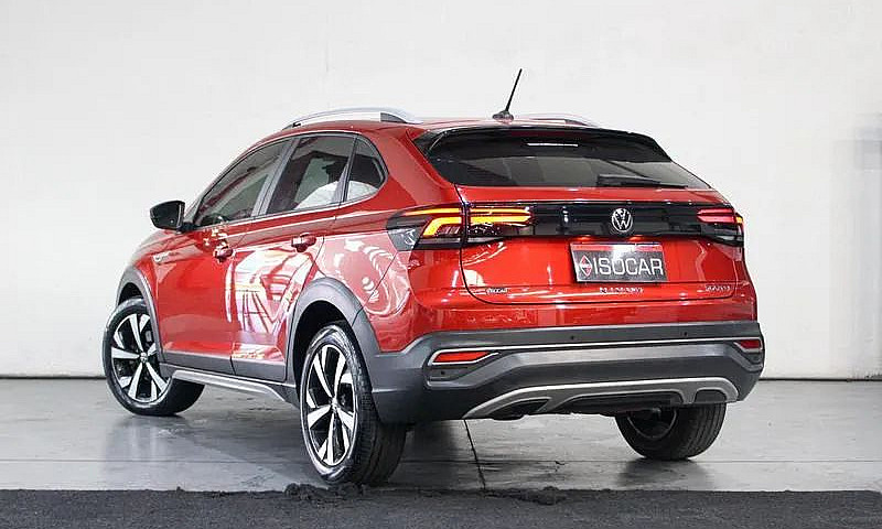 Volkswagen Nivus Hig...