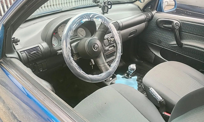 Chevrolet Corsa Wind...