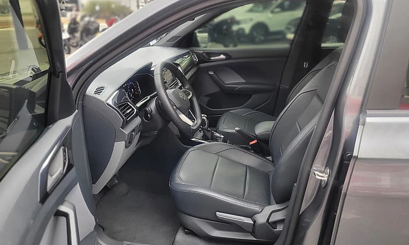 Volkswagen T-Cross C...