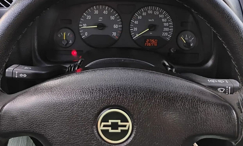 Chevrolet Astra Adva...