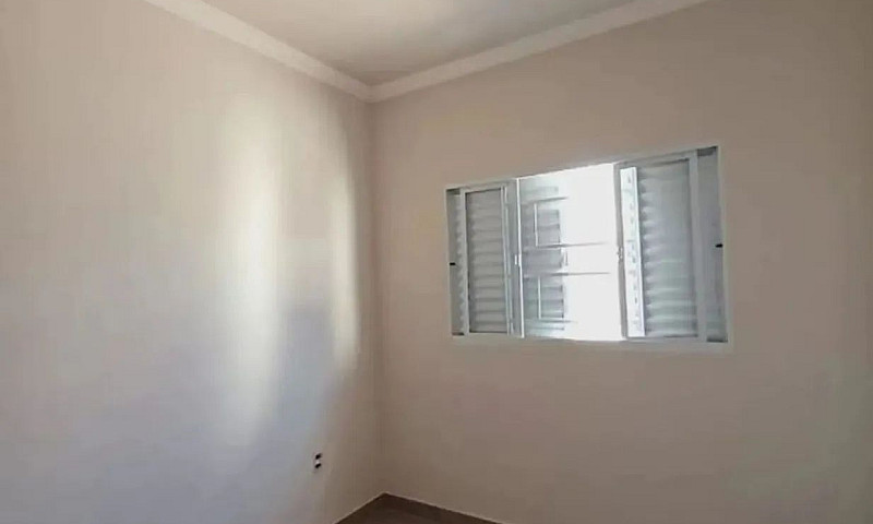 Casa Em Água Fria Ve...