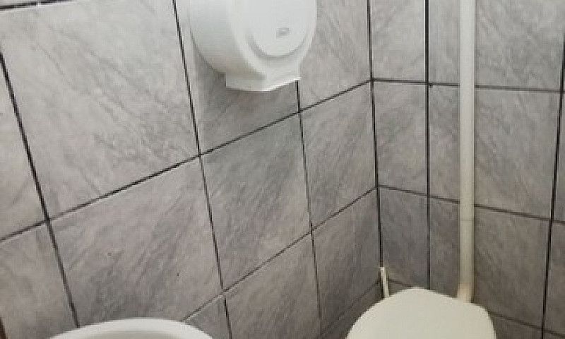 Alugo Kitinete 400Me...