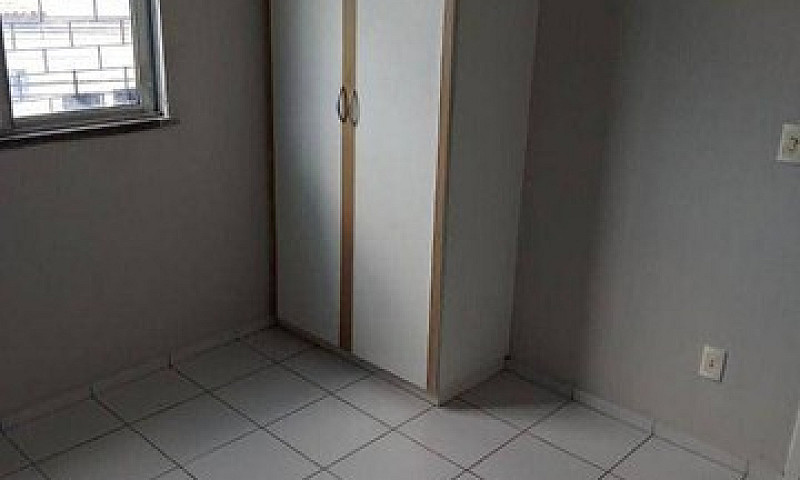 Casa Com 3 Dormitóri...