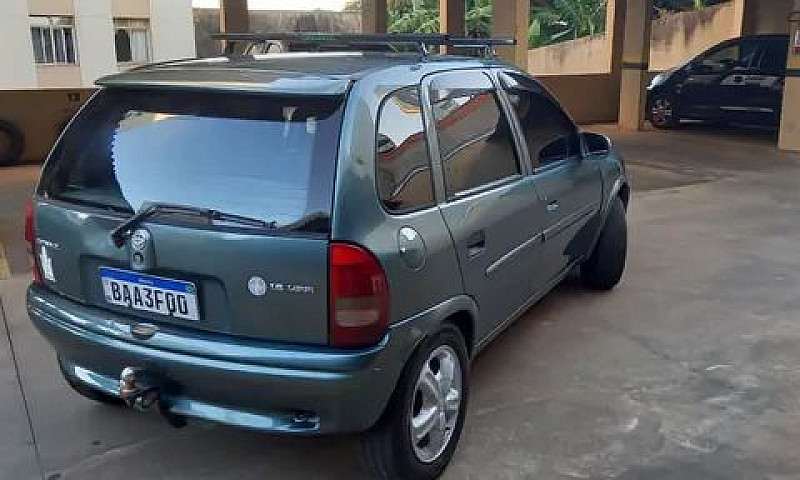 Corsa Hatch 98...