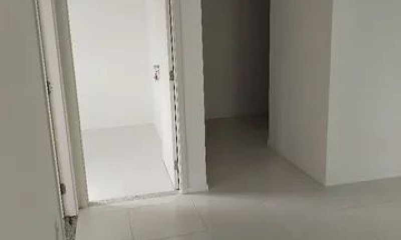 Apartamento Novo Con...