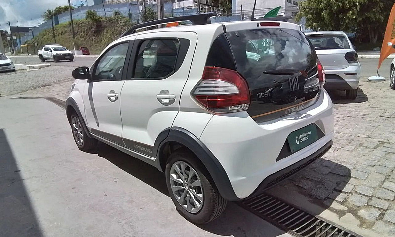 Fiat Mobi Trekking 1...