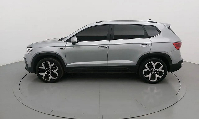 Volkswagen Taos High...