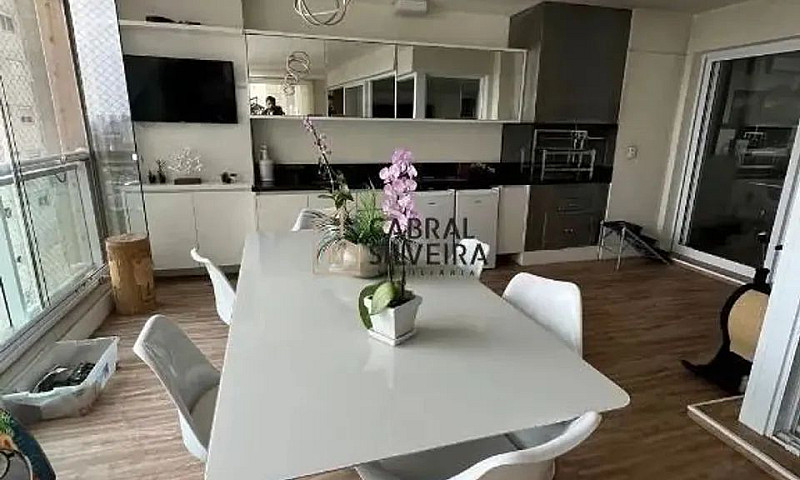 Apartamento De 284 M...