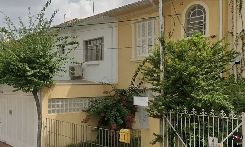 Casa Com 2 Dormitóri...