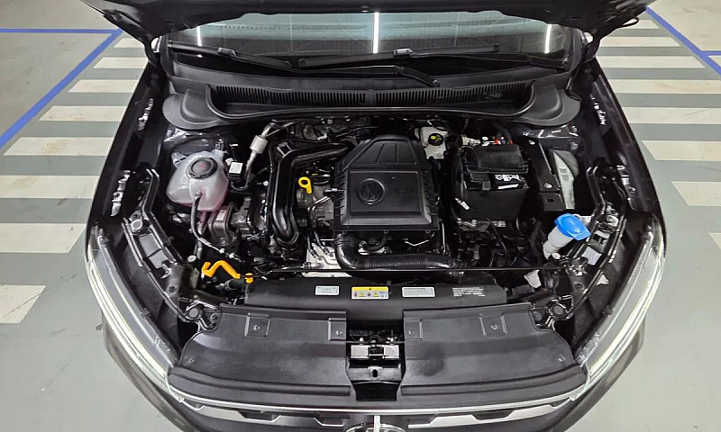Volkswagen Nivus Hig...