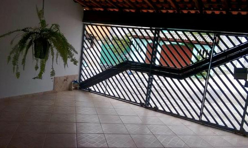 Casa / Padrão - Resi...