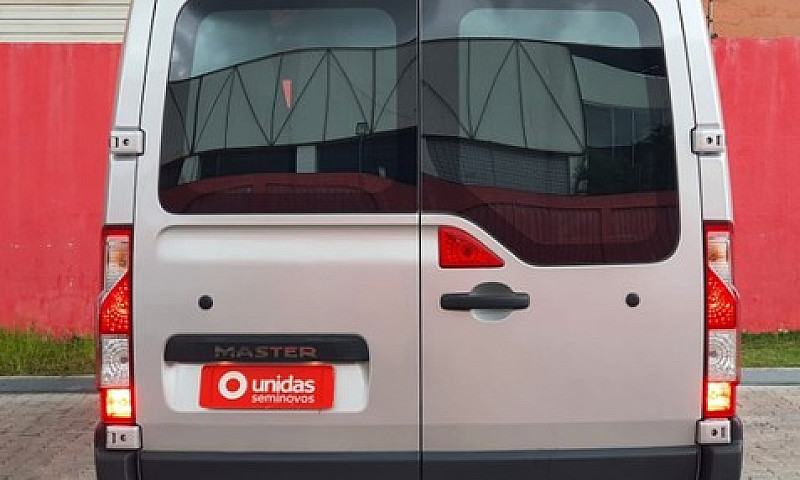 Master Minibus - 202...