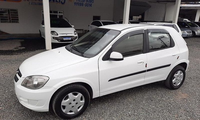 Chevrolet Celta Comp...